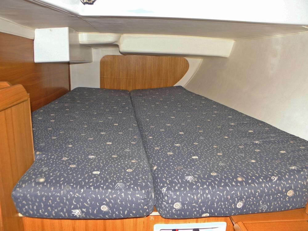 Aft cabin, Accommodation